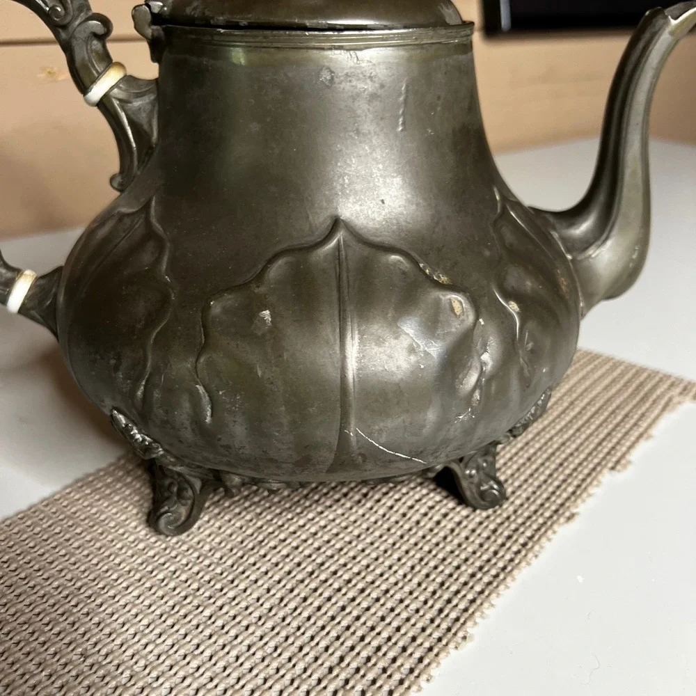 Antique Philip Ashberry & Sons Sheffield Britannia Metal Teapot 219 7 Victorian